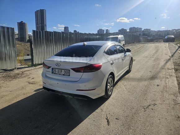 Hatasız Hyundai Elantra
