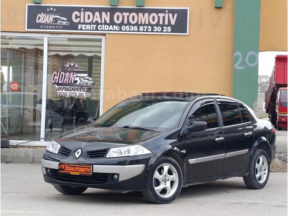 Cam tavanlı Renault Megane 1.5 dCi Dynamique 2005 Model Van