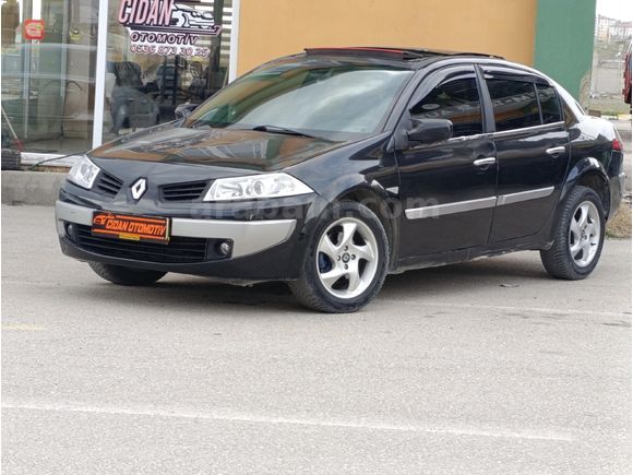 Cam tavanlı Renault Megane 1.5 dCi Dynamique 2005 Model Van