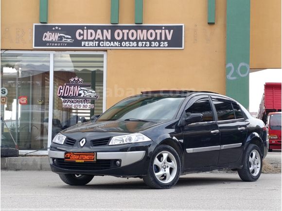 Cam tavanlı Renault Megane 1.5 dCi Dynamique 2005 Model Van