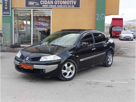 Cam tavanlı Renault Megane 1.5 dCi Dynamique 2005 Model Van