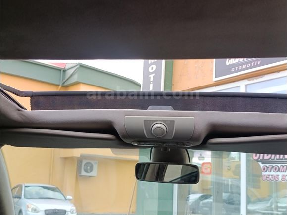 Cam tavanlı Renault Megane 1.5 dCi Dynamique 2005 Model Van