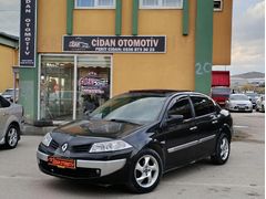 Cam tavanlı Renault Megane 1.5 dCi Dynamique 2005 Model Van