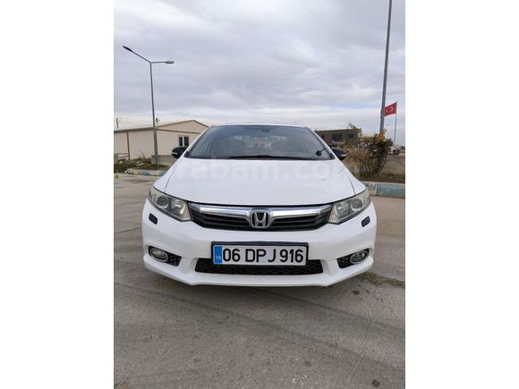 Sahibinden Honda Civic 1.6i VTEC Eco Elegance 2014 Model