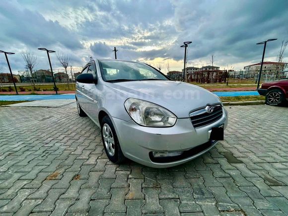 Sahibinden Hyundai Accent Era 1.5 CRDi-VGT Select 2010 Model 