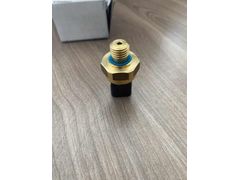 BMW yağ basınç sensörü b37 b38 22618576615