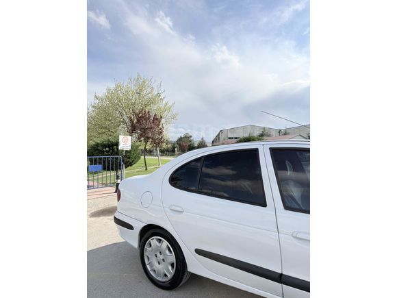 Sahibinden Renault Megane 1.6 RXT 2001 Model 
