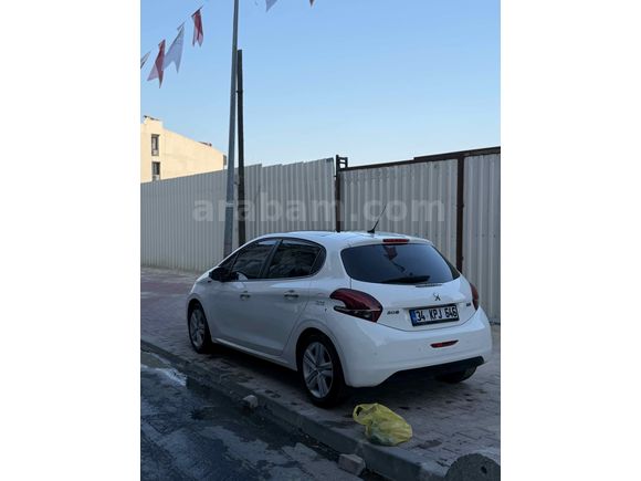 Sahibinden Peugeot 208 1.5 BlueHDi Signature 2020 Model 