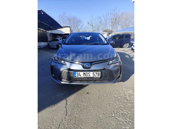 Sahibinden Toyota Corolla 1.8 Hybrid Dream 2024 Model İstanbul