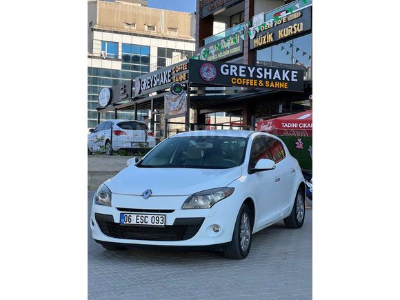 Sahibinden Renault Megane 1.5 dCi Privilege 2012 Model 