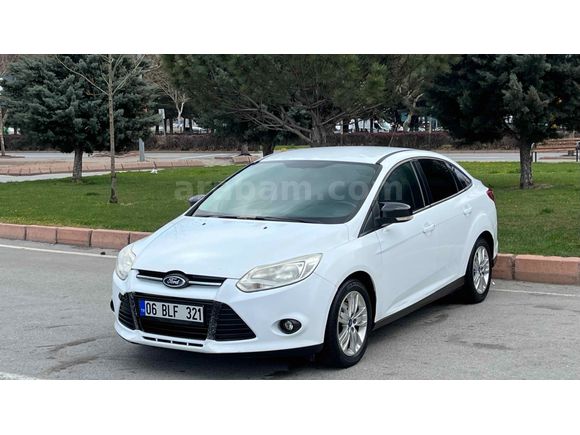 BEŞLER AUTO DAN 2012 MODEL FORD FOCUS STAYLA PAKET HATASIZ BOYASIZ