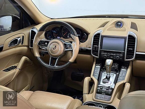 MOTTO MOTORS-Cayenne 3.0 D Tiptronic HATASIZ BAYİ ÇIKIŞLI