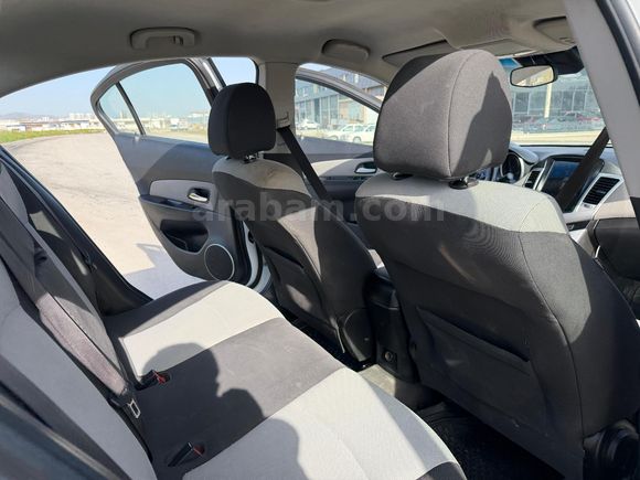 Sahibinden Chevrolet Cruze 1.6 LS Plus 2011 Model