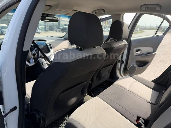 Sahibinden Chevrolet Cruze 1.6 LS Plus 2011 Model