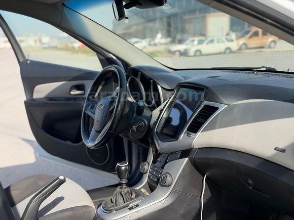 Sahibinden Chevrolet Cruze 1.6 LS Plus 2011 Model