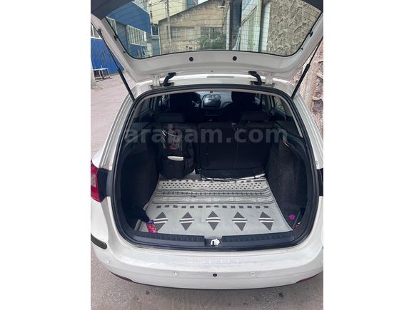 Sahibinden Masrafsız Aile Aracı 2014 Ibiza ST Otomatik Orjinal