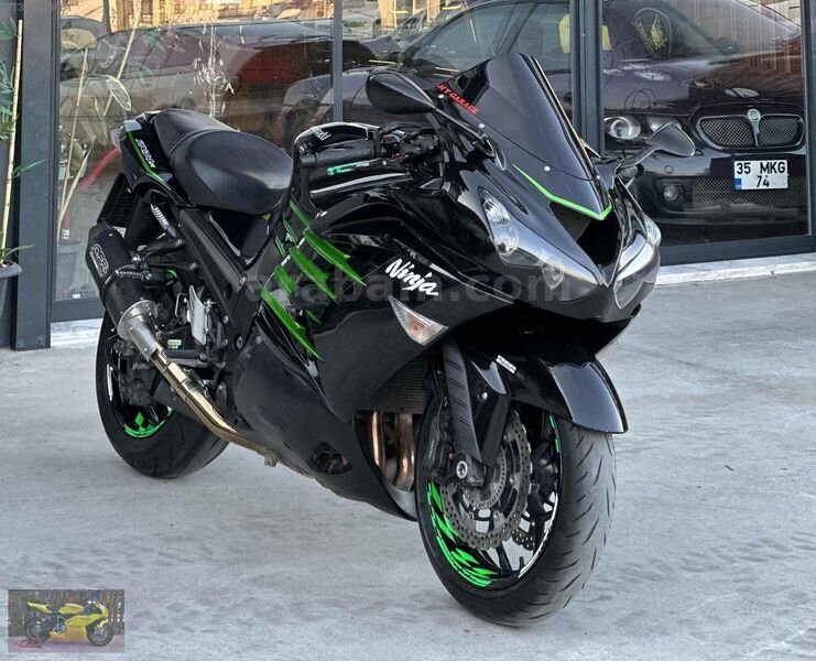 Galeriden Kawasaki ZZR 1400 ABS 2013 Model Yalova 76.000 KM Siyah