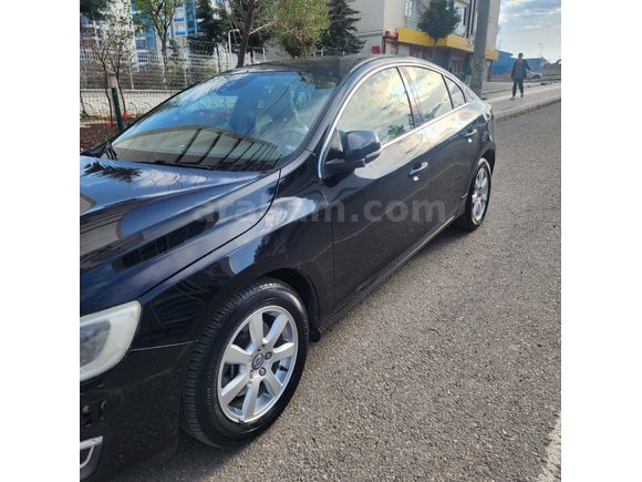 Sahibinden Volvo S60 1.6 D Advance 2014 Model