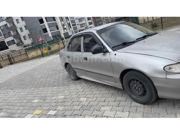 Sahibinden Hyundai Accent 1.3 GLS 1998 Model 