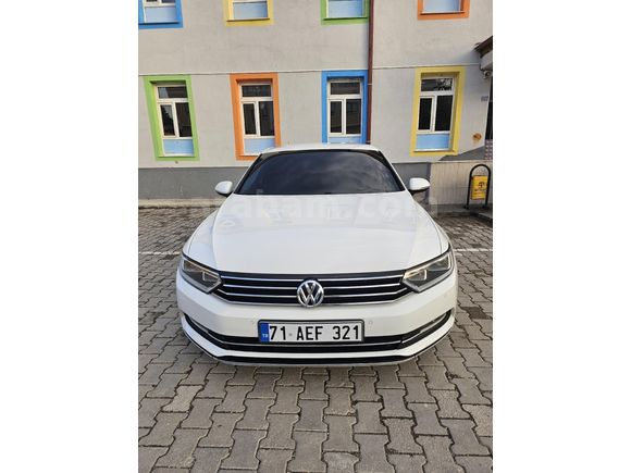 Sahibinden Volkswagen Passat 1.4 TSi BlueMotion Comfortline 2016 Model  203.000 km Beyaz