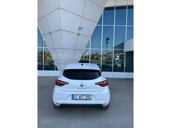 Renault Clio 1.0 TCe Joy 2022 Otomatik Hatasız