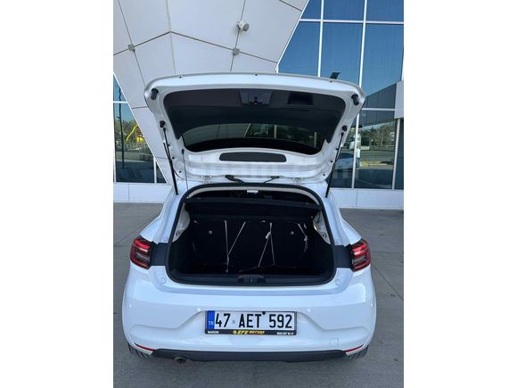 Renault Clio 1.0 TCe Joy 2022 Otomatik Hatasız