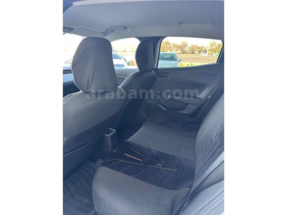 Renault Clio 1.0 TCe Joy 2022 Otomatik Hatasız