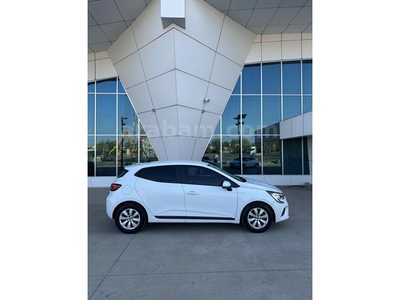 Renault Clio 1.0 TCe Joy 2022 Otomatik Hatasız