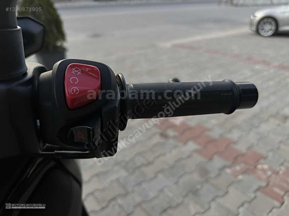 4.900'DE SIFIRDAN FARKSIZ YAMAHA X-MAX TECHMAX MAT SİYAH