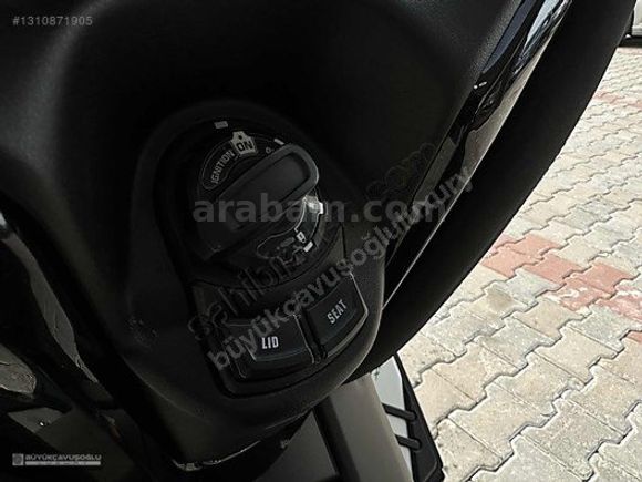 4.900'DE SIFIRDAN FARKSIZ YAMAHA X-MAX TECHMAX MAT SİYAH