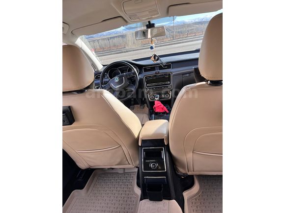 Sahibinden Skoda SuperB 1.6 TDI Comfort 2012 Model Hatasız Boyasız Değişensiz