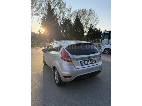 Sahibinden Ford Fiesta 1.4 TDCi Titanium 2012 Model 