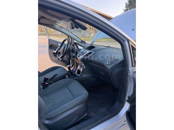 Sahibinden Ford Fiesta 1.4 TDCi Titanium 2012 Model 