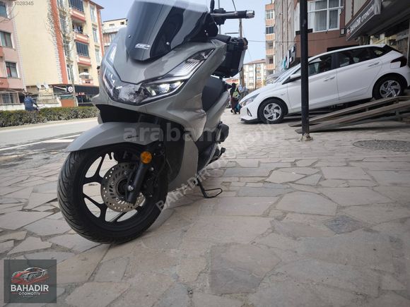 BAYİ GARANTİSİ DEVAM EDİYOR HATASIZ ÇİZİKSİZ HONDA PCX125