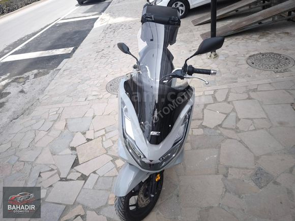 BAYİ GARANTİSİ DEVAM EDİYOR HATASIZ ÇİZİKSİZ HONDA PCX125
