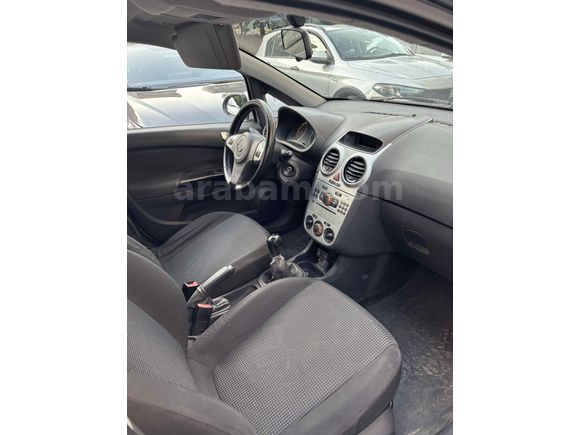 Sahibinden Opel Corsa 1.2 Twinport Essentia 2012 Model 