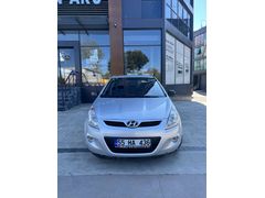 Sahibinden Hyundai i20 1.4 CVVT Team 2012 Model 