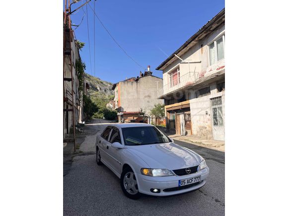 Sahibinden Opel Vectra 1.6 GL 1999 Model 