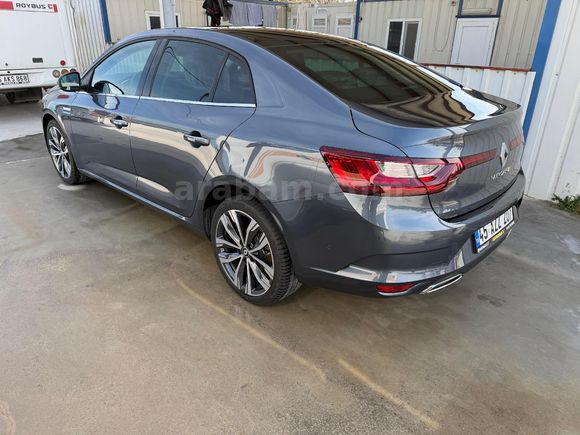 Sahibinden Renault Megane 1.5 Blue DCI Icon 2025 Model  6.005 km Gri (titanyum)