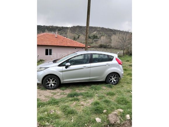 Sahibinden Ford Fiesta 1.4 TDCi Trend 2011 Model