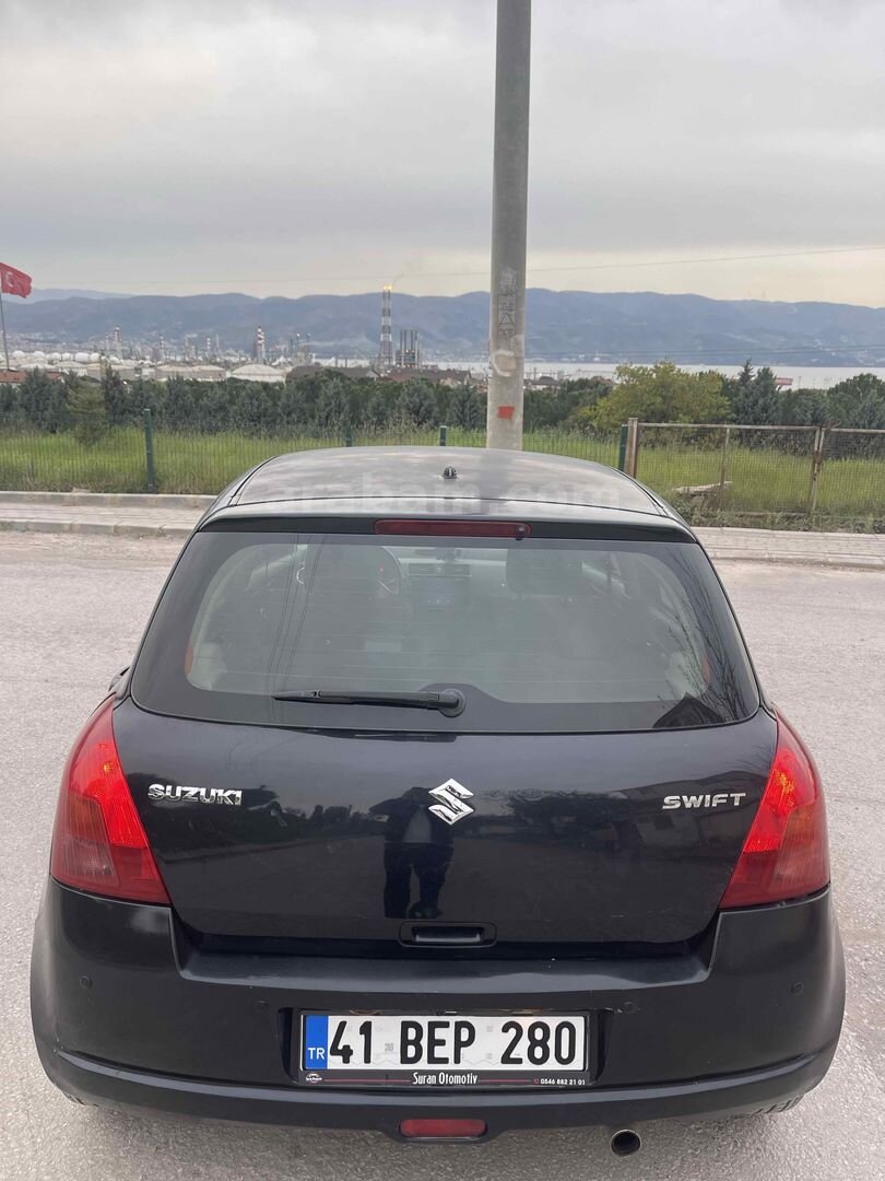 Sahibinden Suzuki Swift 1.5 AT 2007 Model Kocaeli 190.000 km Siyah 5