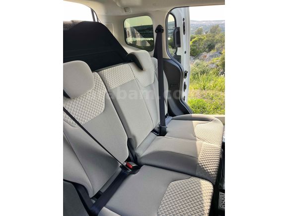 Sahibinden Ford Tourneo Courier 1.5 TDCi Titanium Plus 2018 Model 