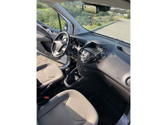 Sahibinden Ford Tourneo Courier 1.5 TDCi Titanium Plus 2018 Model 