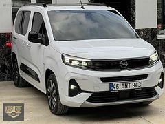 KARATUT AUTO'DAN 2024 COMBO HATASIZ 1.5 DİZEL OTOMATİK CAM TAVAN