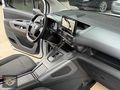 KARATUT AUTO'DAN 2024 COMBO HATASIZ 1.5 DİZEL OTOMATİK CAM TAVAN
