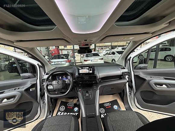 KARATUT AUTO'DAN 2024 COMBO HATASIZ 1.5 DİZEL OTOMATİK CAM TAVAN