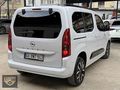KARATUT AUTO'DAN 2024 COMBO HATASIZ 1.5 DİZEL OTOMATİK CAM TAVAN