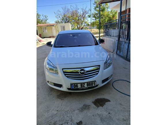 Sahibinden Opel Insignia 1.6 T Edition 2010 Model  280.000 km Beyaz