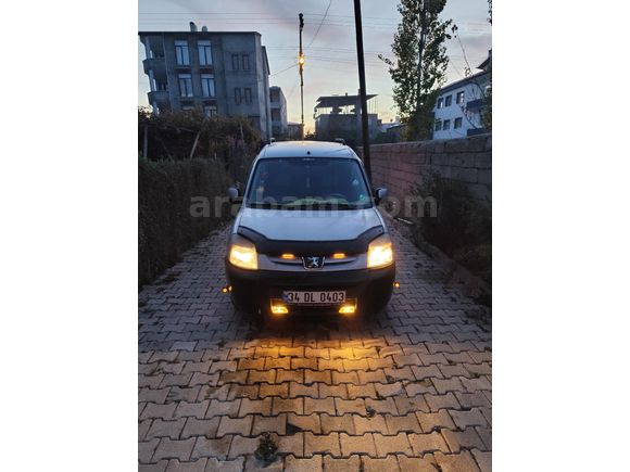 Sahibinden Peugeot Partner 2.0 HDI 2005 Model
