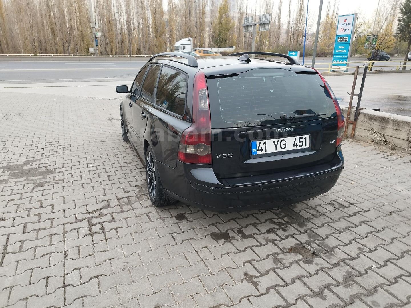 Sahibinden Volvo V50 1.6 D 2007 Model Ankara 235.000 km Siyah 3